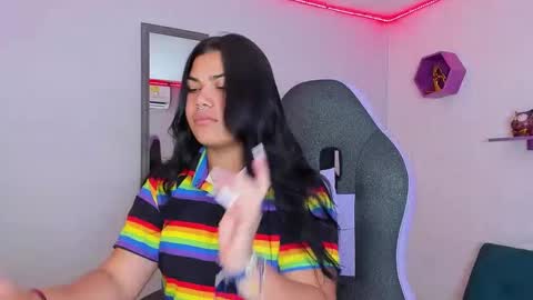 valeri_harpers4 online show from October 3, 1:02 am