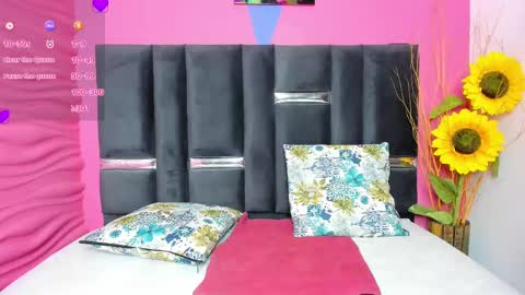 Snapshot of valeri_hurtado chatting on March 11, 2:43 am Valeria online show from March 11, 2:43 am