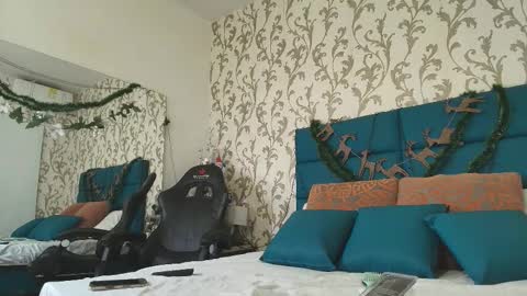 valeria_collin online show from December 3, 10:08 pm