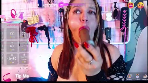 Snapshot of valeria_de_leon chatting on September 13, 4:23 am valeria_de_leon online show from September 13, 4:23 am