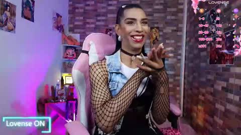 Snapshot of valeria_dior_ chatting on September 13, 7:19 am ...VALERIA DIR... online show from September 13, 7:19 am
