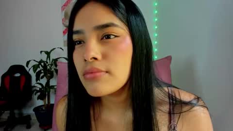 Snapshot of valeria_miller69 chatting on October 30, 3:02 pm valeria_miller69 online show from October 30, 3:02 pm