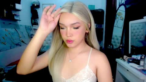 Snapshot of valeria_nikia chatting on May 1, 11:37 am VALERIA online show from May 1, 11:37 am