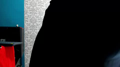 Costume lover online show from February 2, 2:38 pm