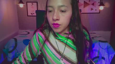 Snapshot of valeria_rossi7 chatting on December 6, 1:55 pm Valeria online show from December 6, 1:55 pm