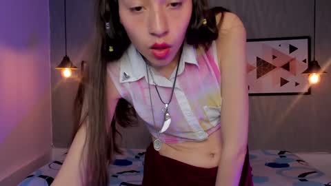 Snapshot of valeria_rossi7 chatting on December 17, 2:55 pm Valeria online show from December 17, 2:55 pm