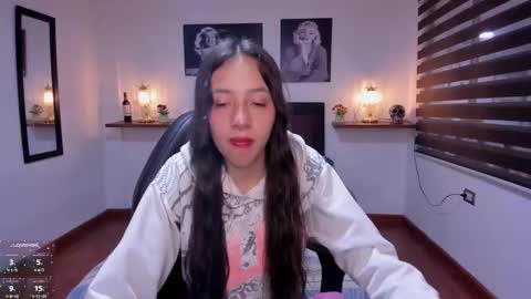 Snapshot of valeria_rossi7 chatting on October 29, 2:19 pm Valeria online show from October 29, 2:19 pm