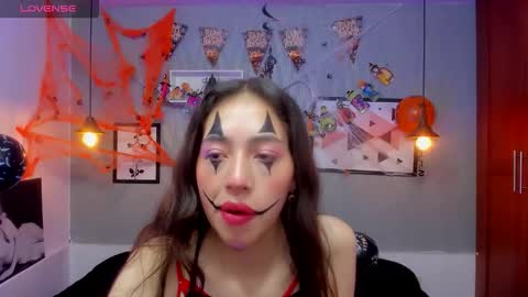 Snapshot of valeria_rossi7 chatting on October 31, 3:46 pm Valeria online show from October 31, 3:46 pm