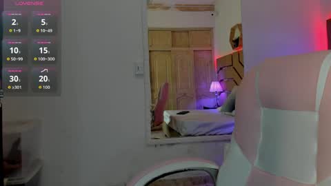 Snapshot of valeria_usuga chatting on April 29, 11:14 am valeria_usuga online show from April 29, 11:14 am