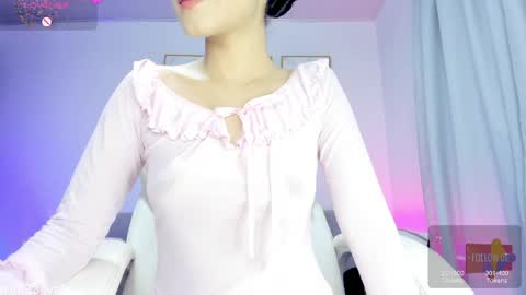 Snapshot of valeria_wood chatting on April 11, 10:36 pm valeria online show from April 11, 10:36 pm