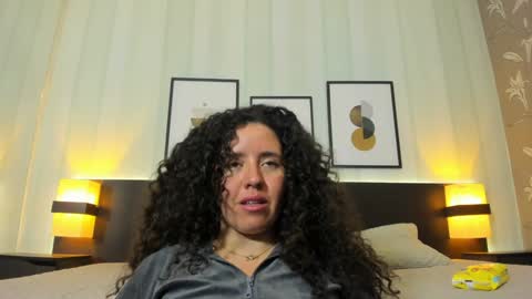 Snapshot of valeriaa_soler chatting on January 10, 3:58 pm Valeria online show from January 10, 3:58 pm