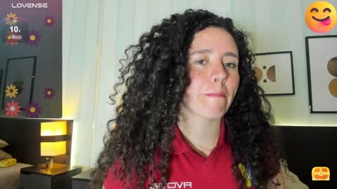 Snapshot of valeriaa_soler chatting on January 11, 3:42 pm Valeria online show from January 11, 3:42 pm