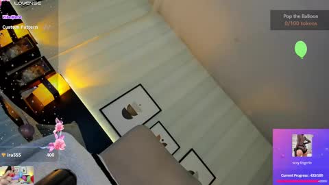 Snapshot of valeriaa_soler chatting on March 11, 5:35 pm Valeria online show from March 11, 5:35 pm