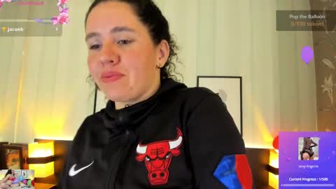 Snapshot of valeriaa_soler chatting on March 12, 12:04 pm Valeria online show from March 12, 12:04 pm