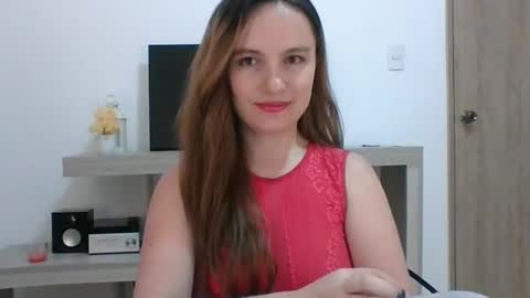 valeriafrannco online show from December 30, 12:11 am