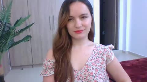 valeriafrannco online show from January 16, 4:07 pm