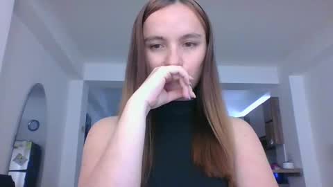 valeriafrannco online show from November 22, 7:35 pm