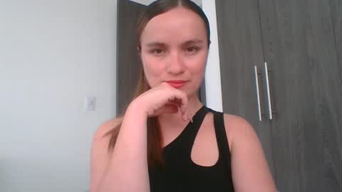 valeriafrannco online show from March 25, 8:59 pm