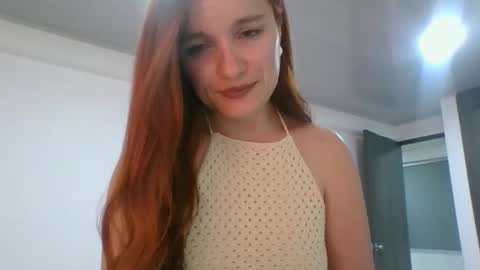 valeriafrannco online show from May 13, 4:10 am