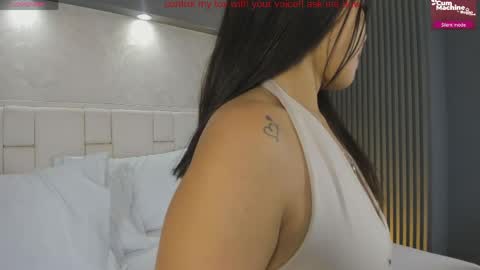 Snapshot of valeriagarciax chatting on April 9, 11:37 am ValeriaGarciax online show from April 9, 11:37 am