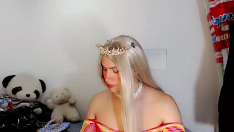 Snapshot of valeriagill_ chatting on September 24, 11:08 pm valeriagill_ online show from September 24, 11:08 pm