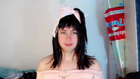 Snapshot of valeriagill_ chatting on October 19, 8:31 pm valeriagill_ online show from October 19, 8:31 pm