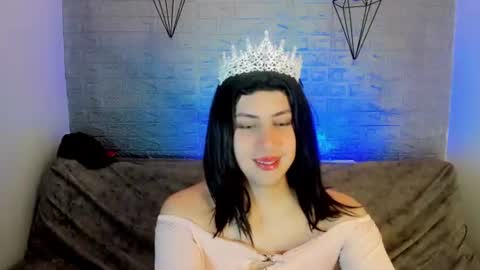 Snapshot of valeriagill_ chatting on July 9, 12:04 am valeriagill_ online show from July 9, 12:04 am