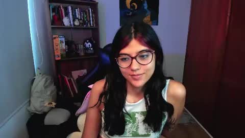 Snapshot of valerie__sky chatting on August 5, 2:42 pm Val online show from August 5, 2:42 pm