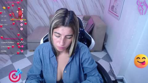 Snapshot of valerie_b chatting on January 25, 6:01 am valerie_b online show from January 25, 6:01 am