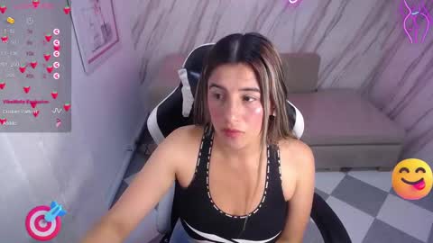 Snapshot of valerie_b chatting on February 22, 9:12 am valerie_b online show from February 22, 9:12 am