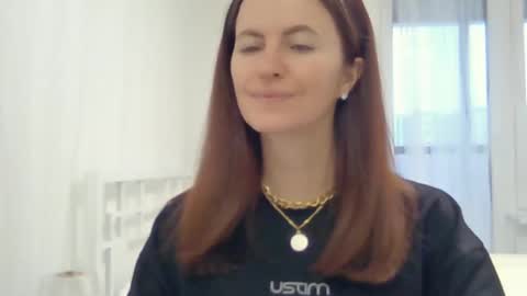 Snapshot of valerie_rose777 chatting on December 25, 10:39 am valerie_rose777 online show from December 25, 10:39 am