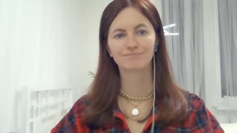 Snapshot of valerie_rose777 chatting on December 26, 7:27 pm valerie_rose777 online show from December 26, 7:27 pm