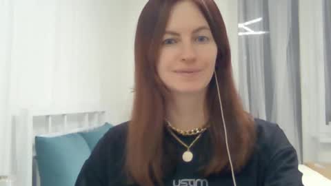 Snapshot of valerie_rose777 chatting on January 2, 6:56 pm valerie_rose777 online show from January 2, 6:56 pm