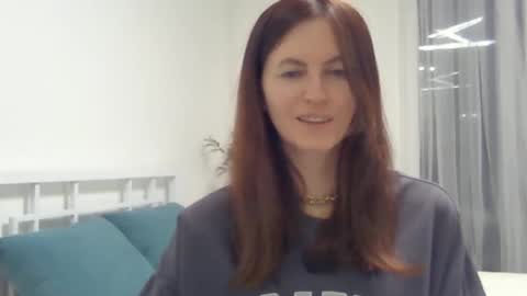 Snapshot of valerie_rose777 chatting on February 8, 6:55 pm valerie_rose777 online show from February 8, 6:55 pm