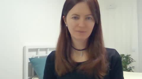 Snapshot of valerie_rose777 chatting on February 23, 7:28 pm valerie_rose777 online show from February 23, 7:28 pm