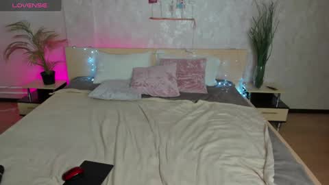 Snapshot of valerie_woods chatting on February 6, 10:48 am Valerie GTM2 Mon Tu Wed Thu Fri0900am-1600pm online show from February 6, 10:48 am