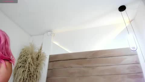 Snapshot of valeriediazx chatting on October 7, 12:02 pm valeri online show from October 7, 12:02 pm