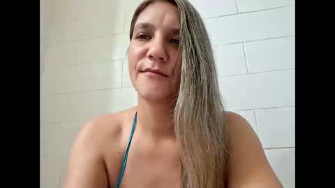 ValerieRayne online show from December 16, 6:29 am