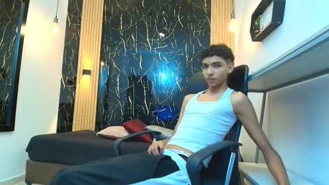 Snapshot of valerihot_1 chatting on March 13, 3:13 am VALERIO online show from March 13, 3:13 am