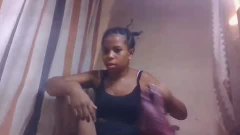 Snapshot of valerinezah chatting on March 13, 11:28 am valerinezah online show from March 13, 11:28 am
