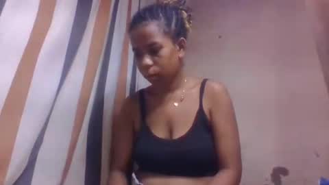 Snapshot of valerinezah chatting on March 15, 7:03 am valerinezah online show from March 15, 7:03 am