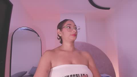 Snapshot of valery_97 chatting on April 17, 3:09 am Valeryn online show from April 17, 3:09 am