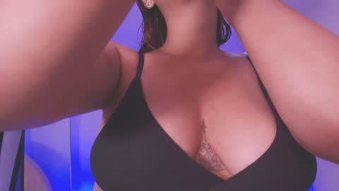 Snapshot of valery_97 chatting on April 18, 3:10 am Valeryn online show from April 18, 3:10 am
