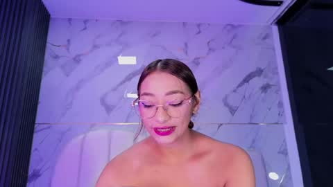 Snapshot of valery_97 chatting on May 4, 3:02 am Valeryn online show from May 4, 3:02 am