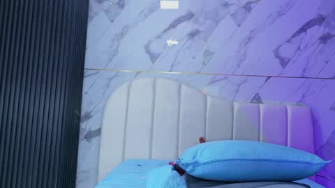 Snapshot of valery_97 chatting on May 10, 3:01 am Valeryn online show from May 10, 3:01 am