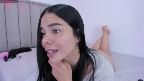 Cris  online show from February 26, 2:46 pm