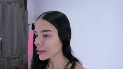 Cris  online show from February 9, 1:09 am