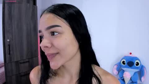 Snapshot of valery__nova chatting on February 26, 1:43 pm Cris online show from February 26, 1:43 pm