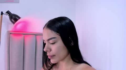 Snapshot of valery__nova chatting on March 16, 2:06 am Cris online show from March 16, 2:06 am