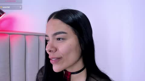 Snapshot of valery__nova chatting on March 23, 1:20 am Cris online show from March 23, 1:20 am